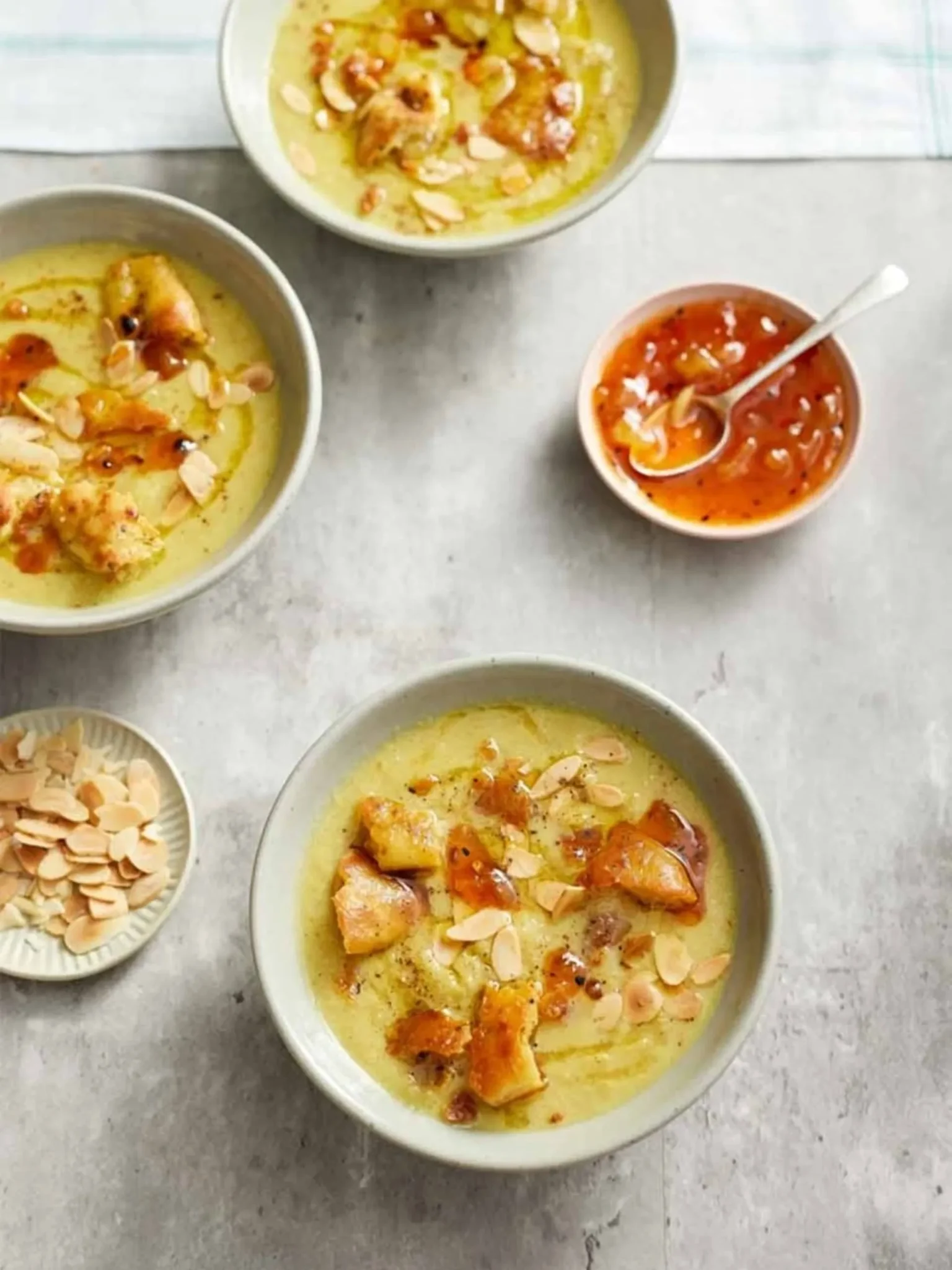 Curried cauliflower cheese soup
