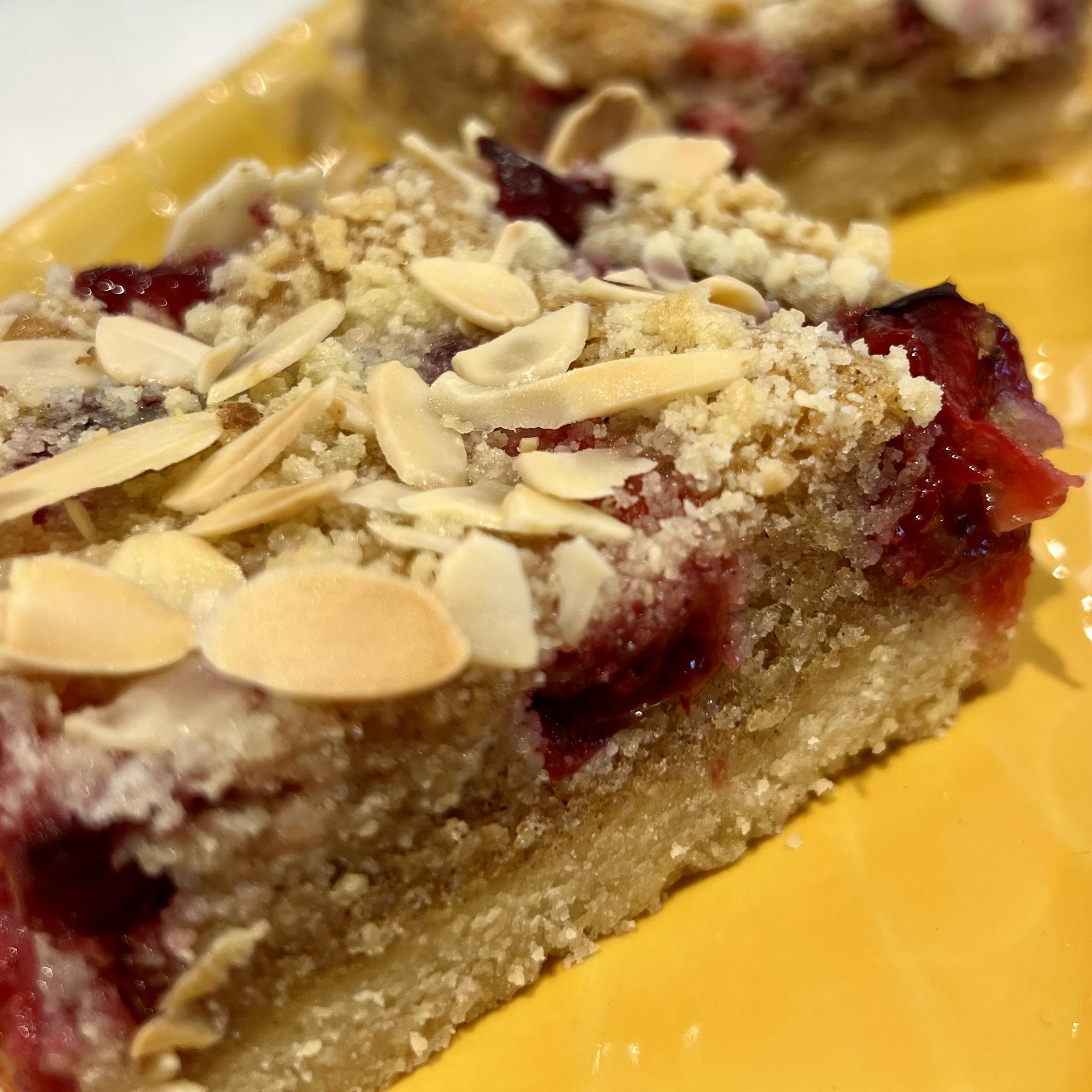 Plum Crumble